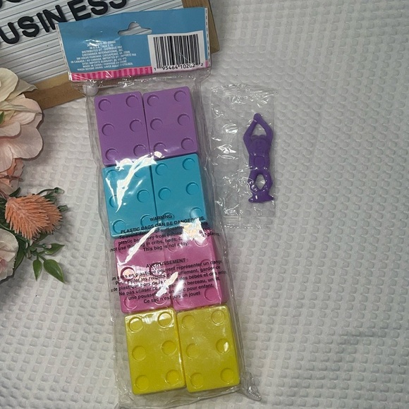 Easter Eggs Building Blocks Set of 8 Create your own Toy, Easter Basket Gift Set - Picture 3 of 3